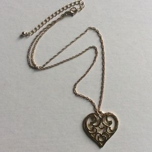 Vintage hammered heart swirl design medallion pendant and rope chain necklace